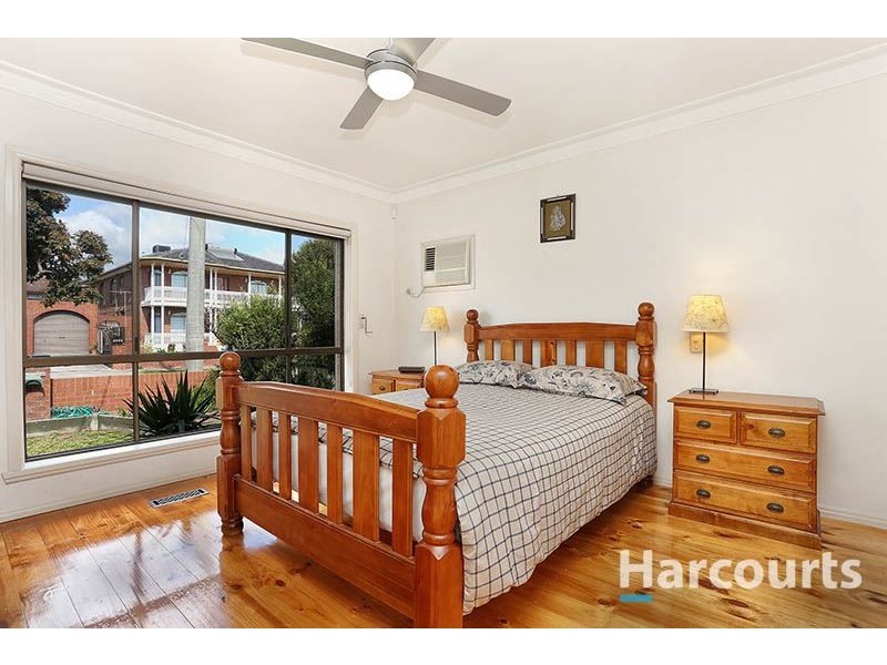 38 Robinvale Avenue, Thomastown VIC 3074