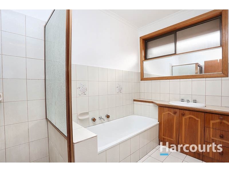 126 Barry Road, Thomastown VIC 3074