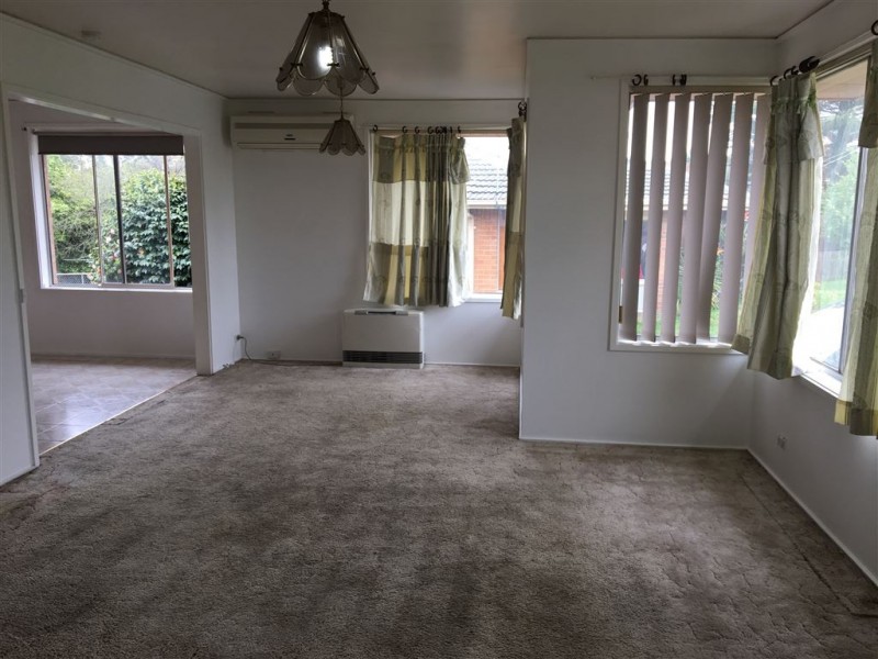 12 Moreton Crescent, Bundoora VIC 3083