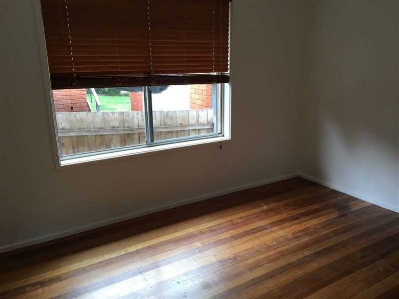 12 Moreton Crescent, Bundoora VIC 3083