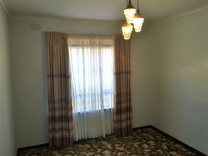 34 Kingsway Drive, Lalor VIC 3075