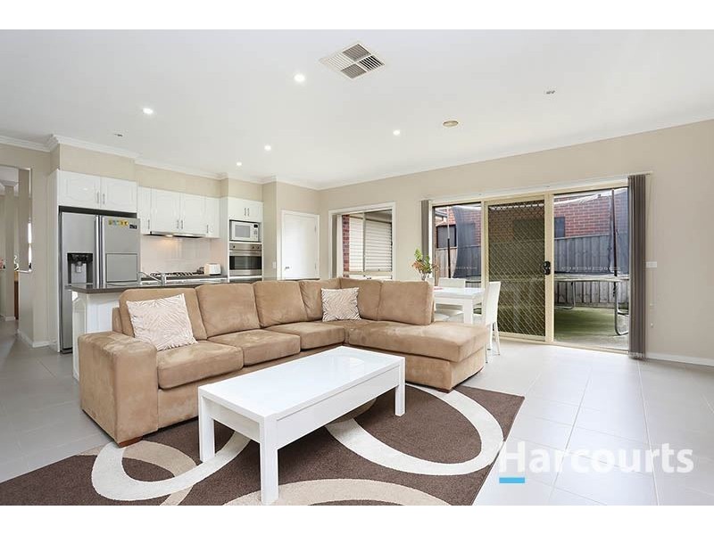17 Manor House Drive, Epping VIC 3076
