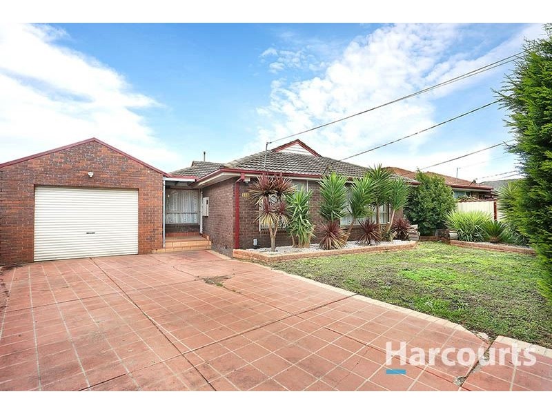 122 Casey Drive, Lalor VIC 3075