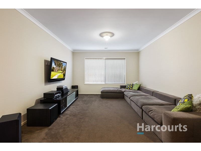 7 Kiora Avenue, Doreen VIC 3754