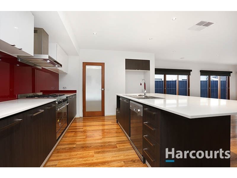 9 Pavilion Boulevard, Wollert VIC 3750
