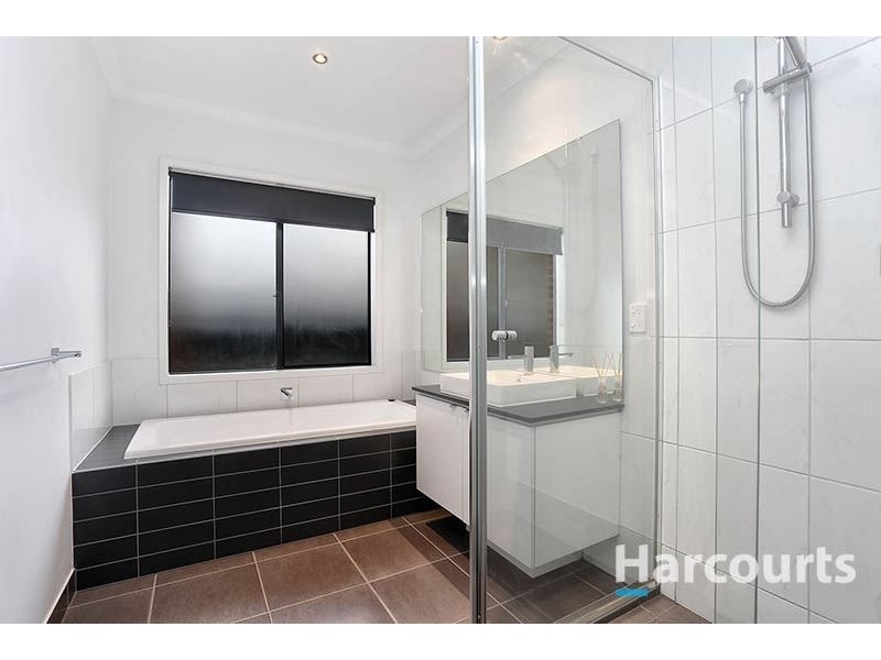 9 Pavilion Boulevard, Wollert VIC 3750