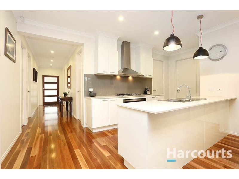 9 Ardenal Crescent, Lalor VIC 3075