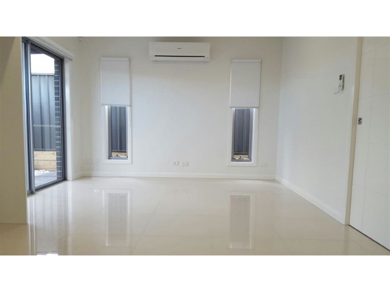 3/11 Johnson Street, Thomastown VIC 3074