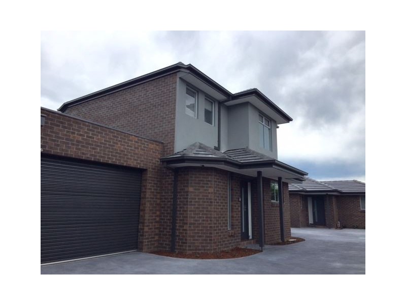 2/30 Pleasant Road, Thomastown VIC 3074
