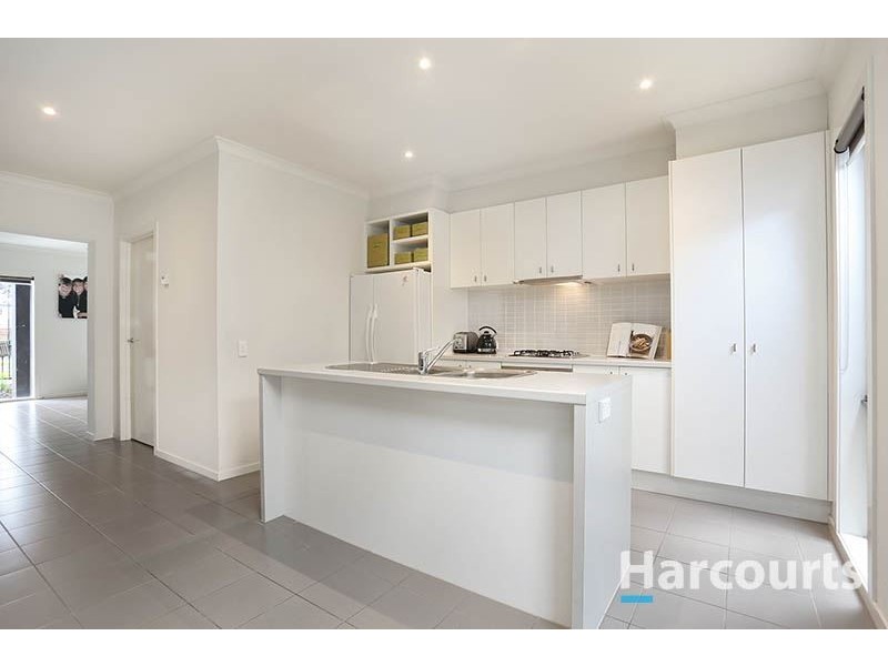 9 Gellibrand  Walk, Mernda VIC 3754