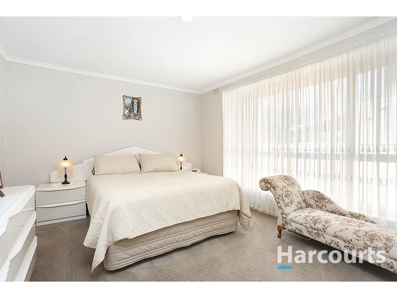 42 Rosemary Drive, Lalor VIC 3075