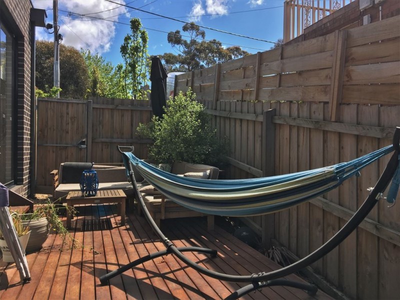 1/96 Darebin Boulevard, Reservoir VIC 3073
