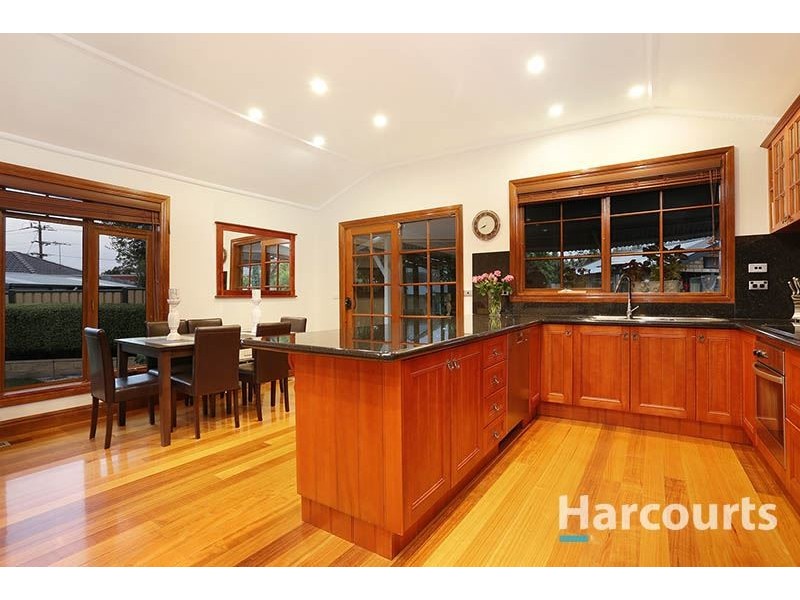 16 Stephen Court, Thomastown VIC 3074