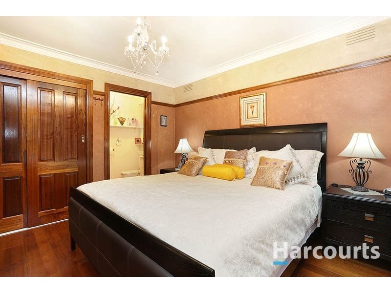 16 Stephen Court, Thomastown VIC 3074
