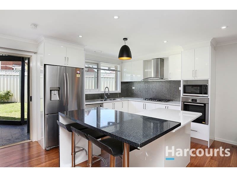 8 Barden Place, Thomastown VIC 3074