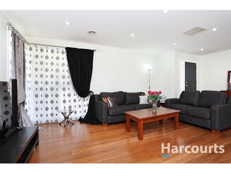 8 Barden Place, Thomastown VIC 3074