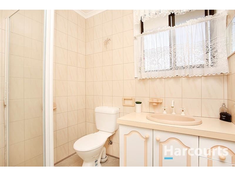 2 Yilleen Close, Thomastown VIC 3074