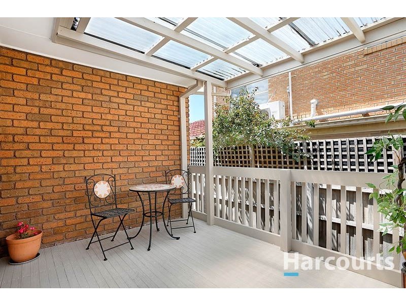 2 Yilleen Close, Thomastown VIC 3074