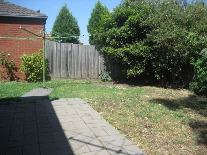 1 Avon Place, Epping VIC 3076