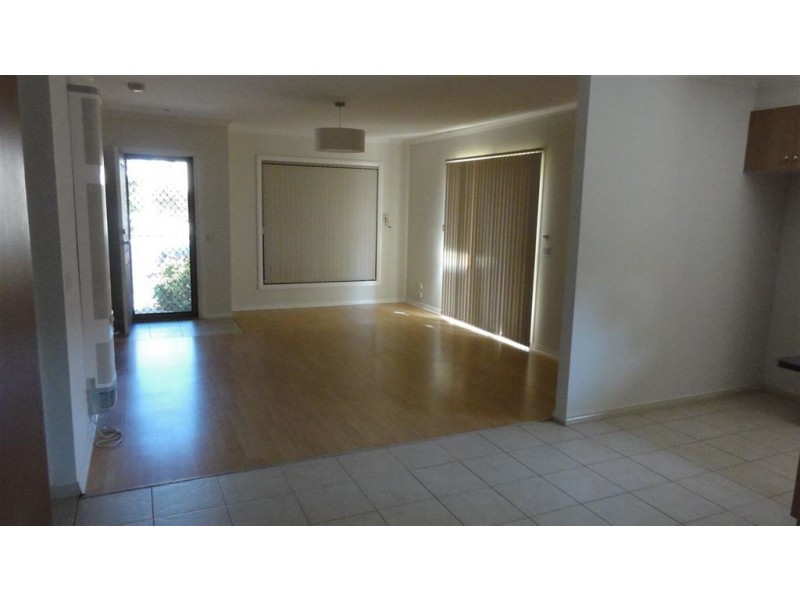 2/13-14 Payne Place, South Morang VIC 3752