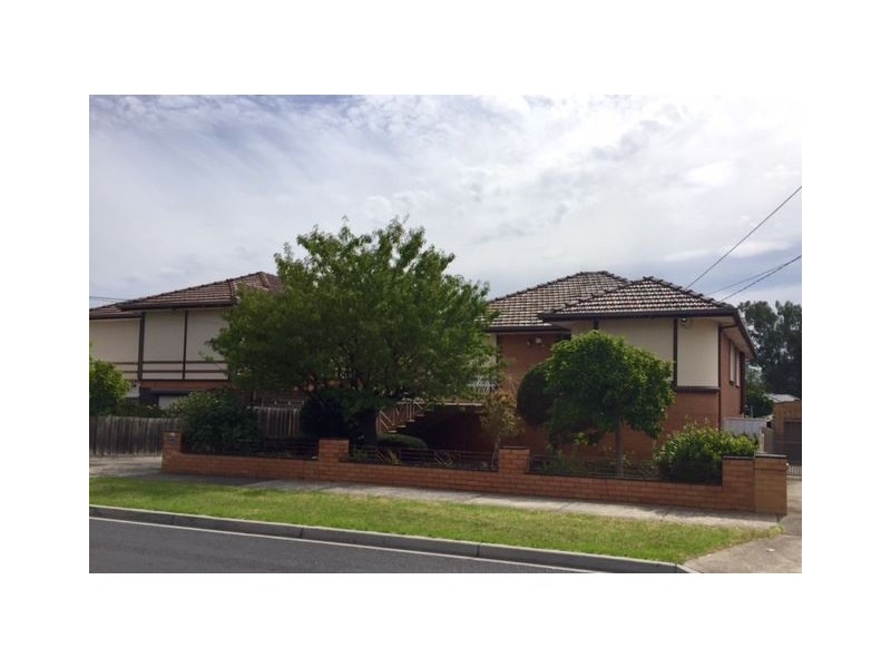 15 Mount View Road, Thomastown VIC 3074