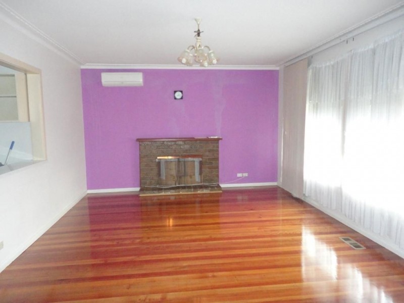 122 Mount View Road, Lalor VIC 3075