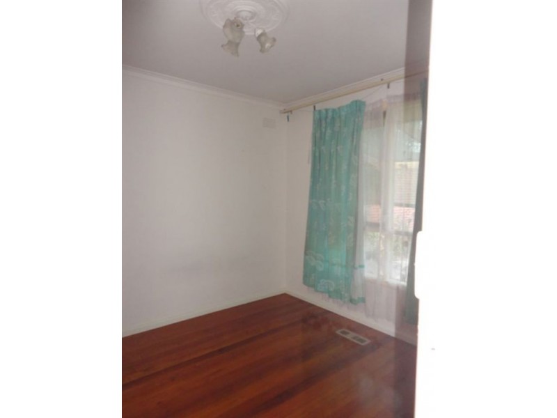 122 Mount View Road, Lalor VIC 3075