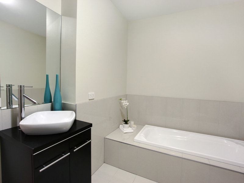 17/22 Bell Street, Heidelberg Heights VIC 3081