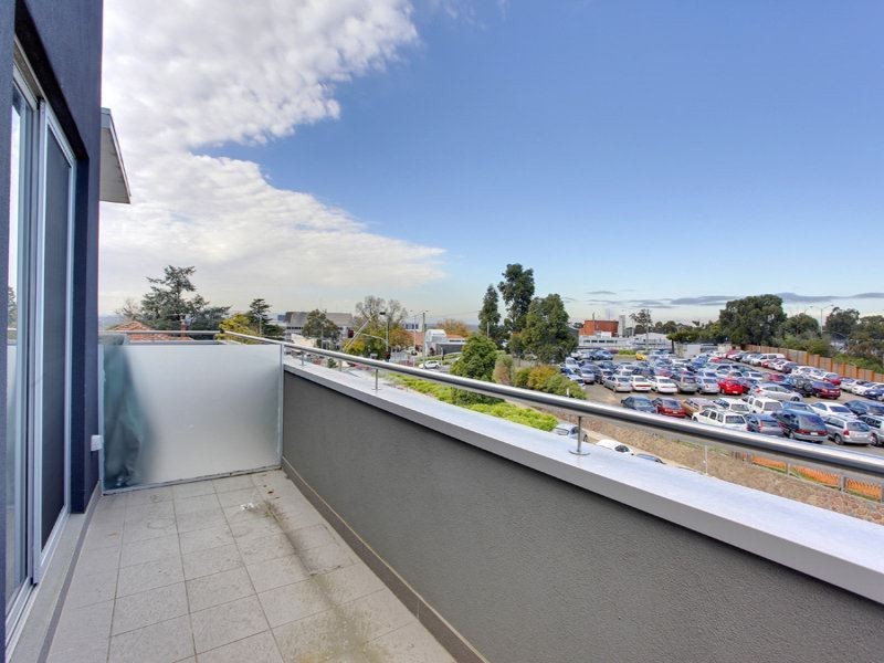 17/22 Bell Street, Heidelberg Heights VIC 3081