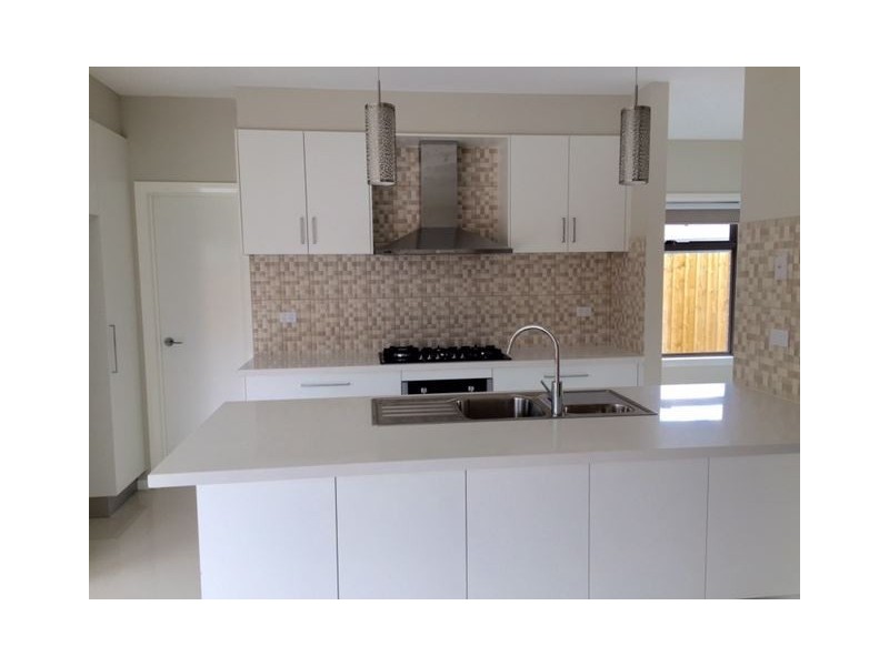 2/13 Chappell Street, Thomastown VIC 3074