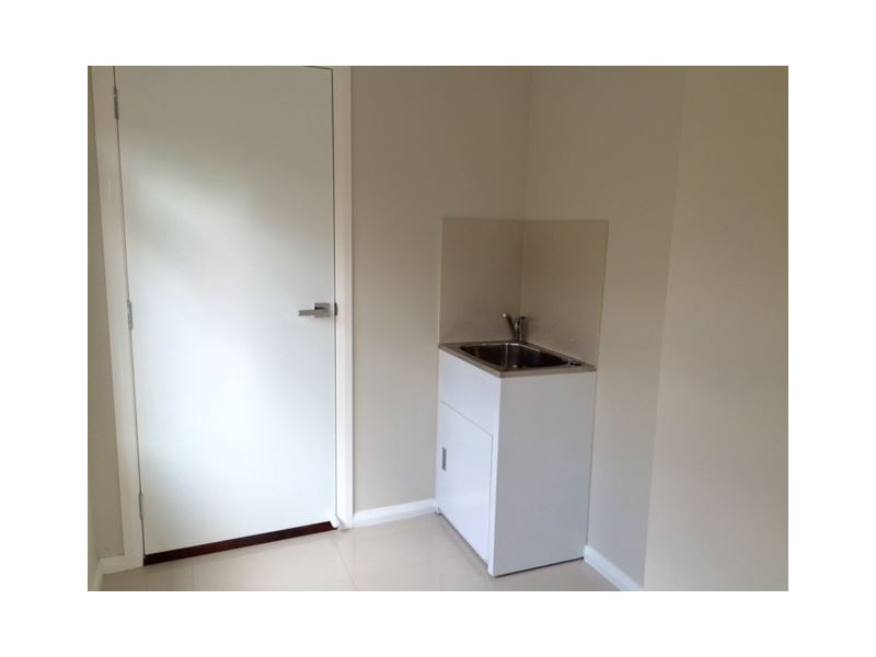 2/13 Chappell Street, Thomastown VIC 3074