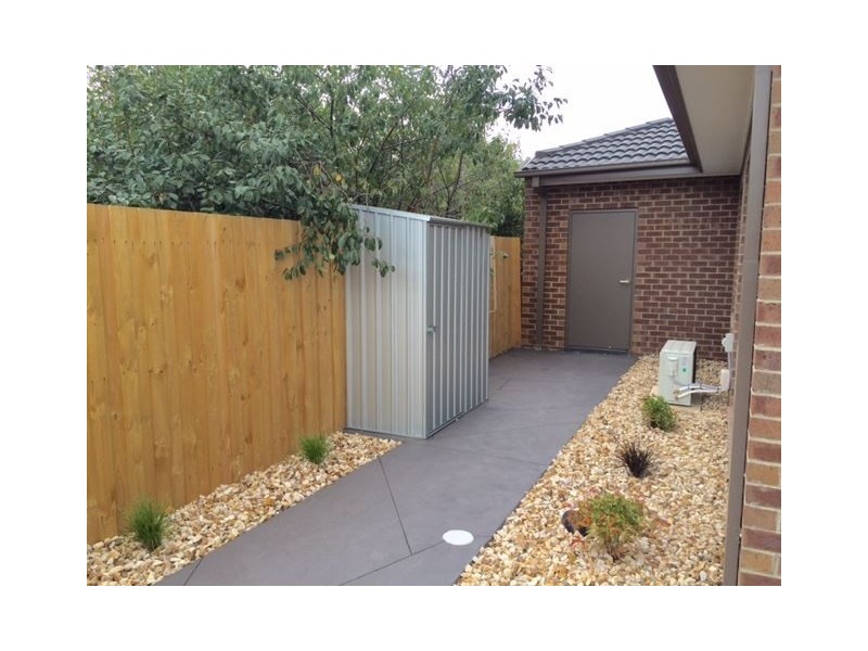 2/13 Chappell Street, Thomastown VIC 3074