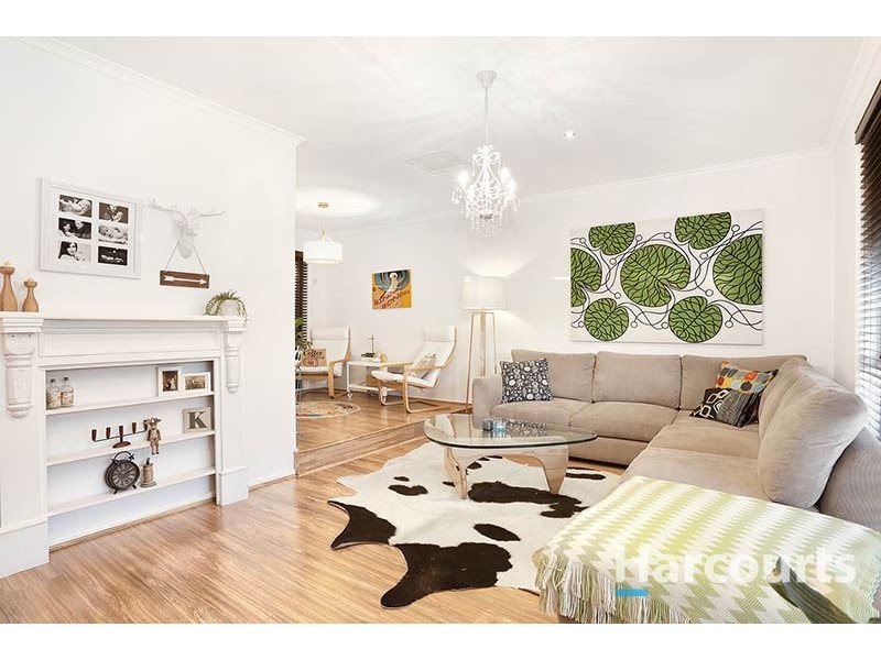 25 Kinlora Avenue, Epping VIC 3076