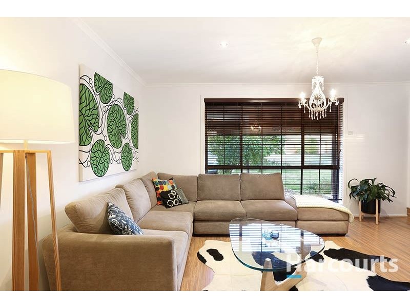 25 Kinlora Avenue, Epping VIC 3076