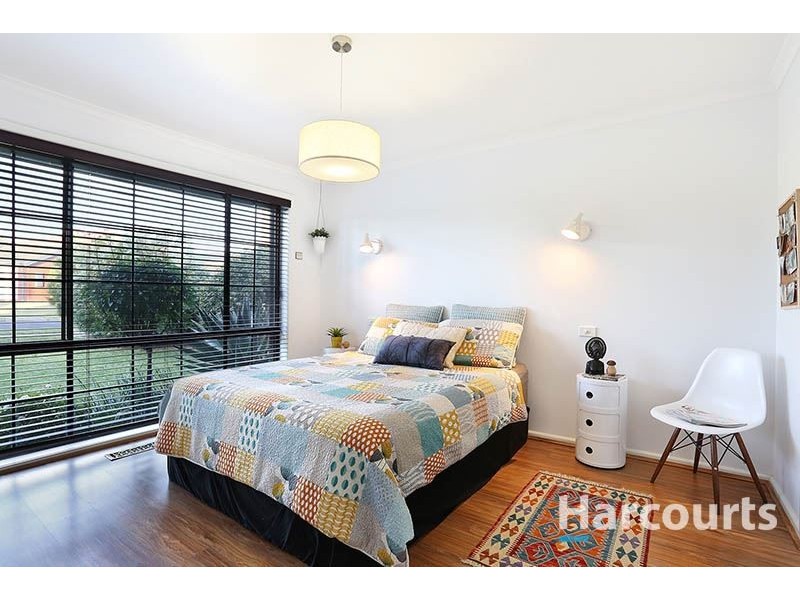 25 Kinlora Avenue, Epping VIC 3076