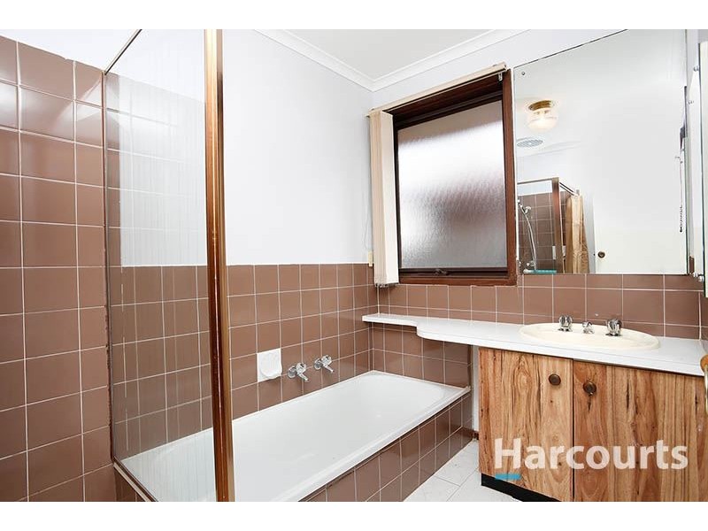 13 Holroyd Drive, Epping VIC 3076