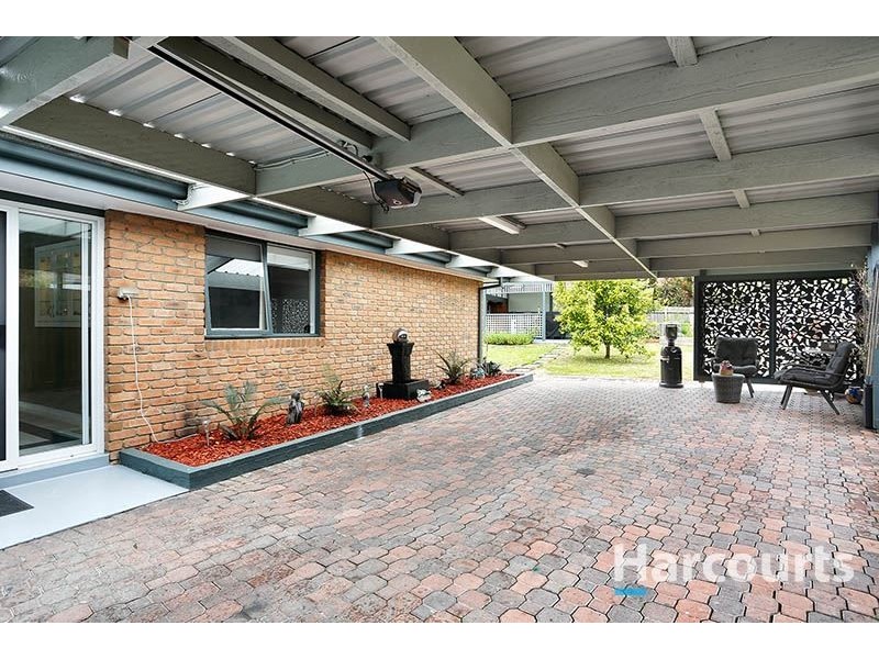 9 Idriess Court, Mill Park VIC 3082