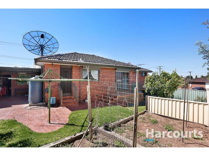 86 Pandora Avenue, Thomastown VIC 3074