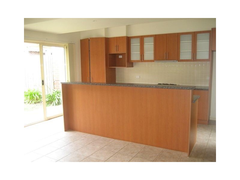 1/17 View Street, Reservoir VIC 3073