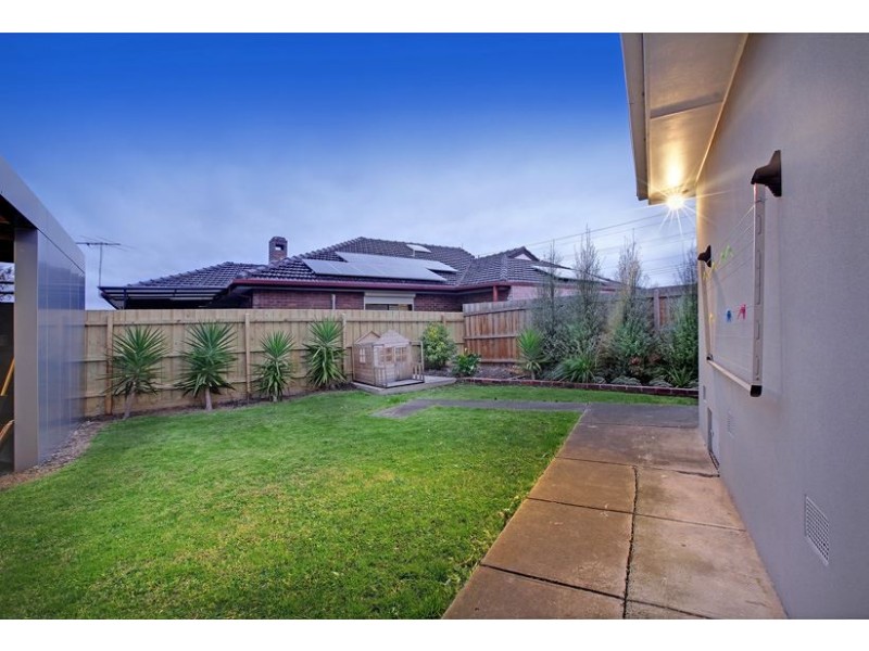 113 Main Street, Thomastown VIC 3074