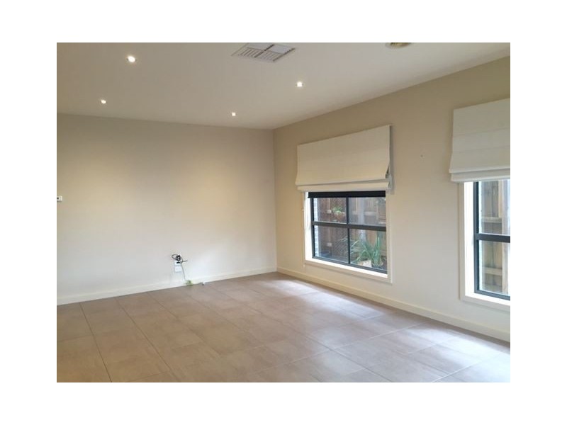 100 Waterview Drive, Mernda VIC 3754