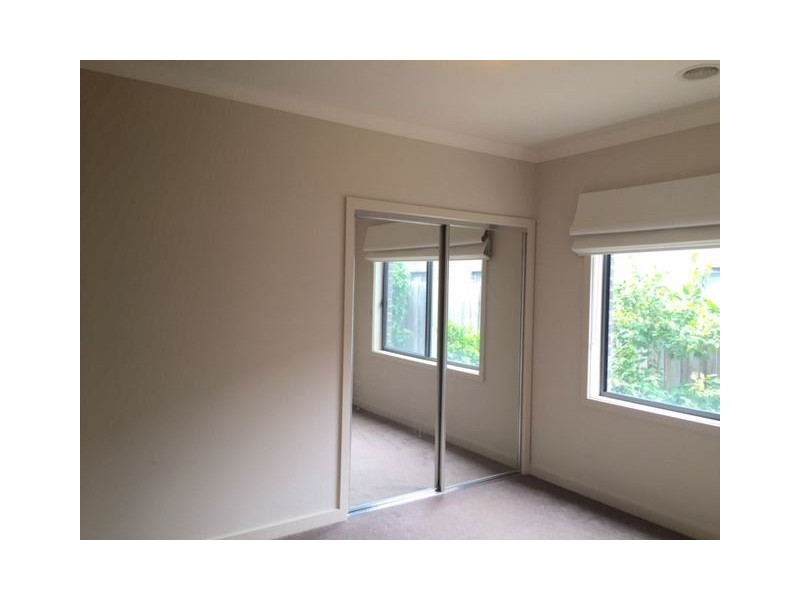 100 Waterview Drive, Mernda VIC 3754