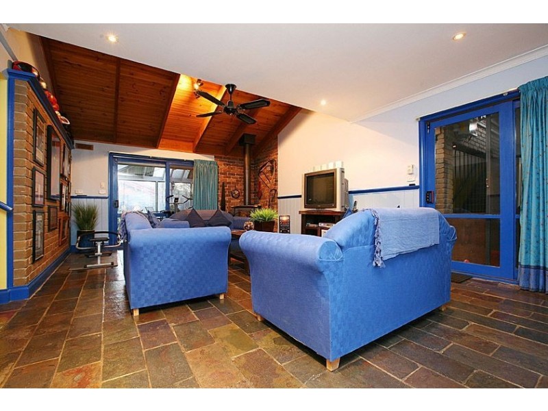 9 Aurora Close, Epping VIC 3076