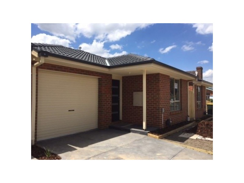 2B Paul Crescent, Epping VIC 3076