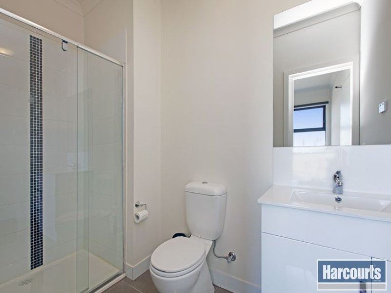 61/1B Jarama Boulevard, Epping VIC 3076