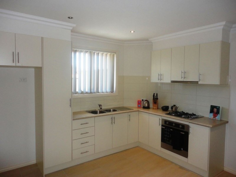 1/1 Marcia Street, Thomastown VIC 3074