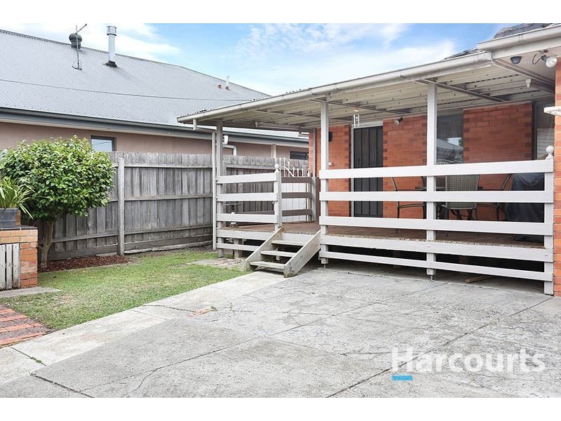207 Broadhurst Avenue, Reservoir VIC 3073