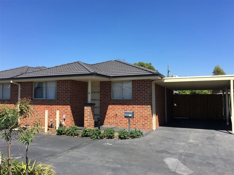 9 Delwyn Close, Thomastown VIC 3074