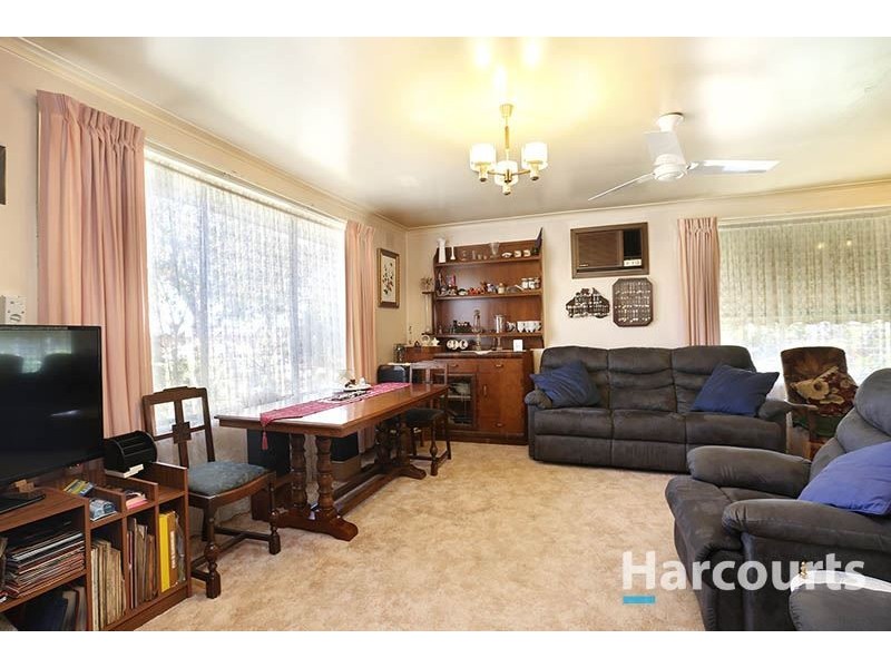 28 Banksia Avenue, Thomastown VIC 3074