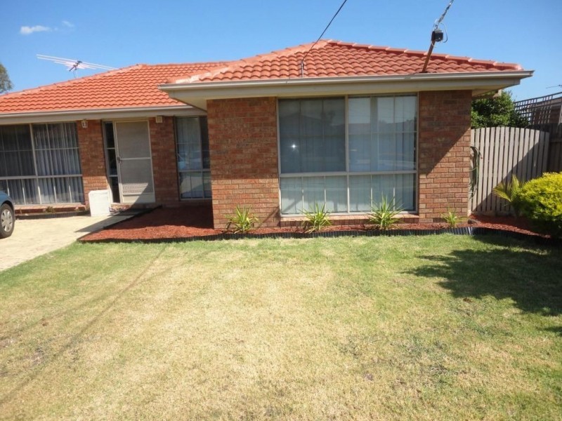 11 Langvale Court, Mill Park VIC 3082